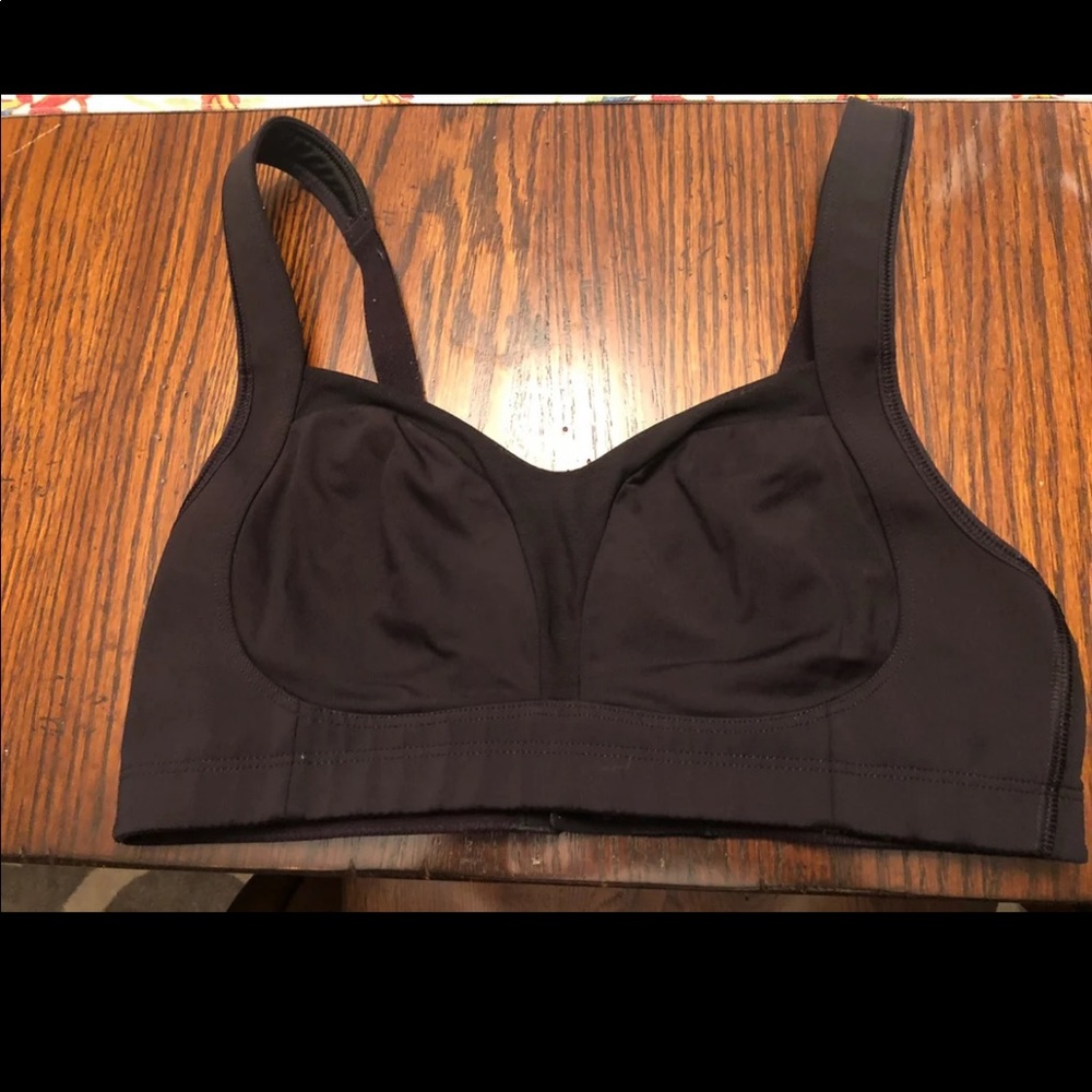 LULULEMON 34D